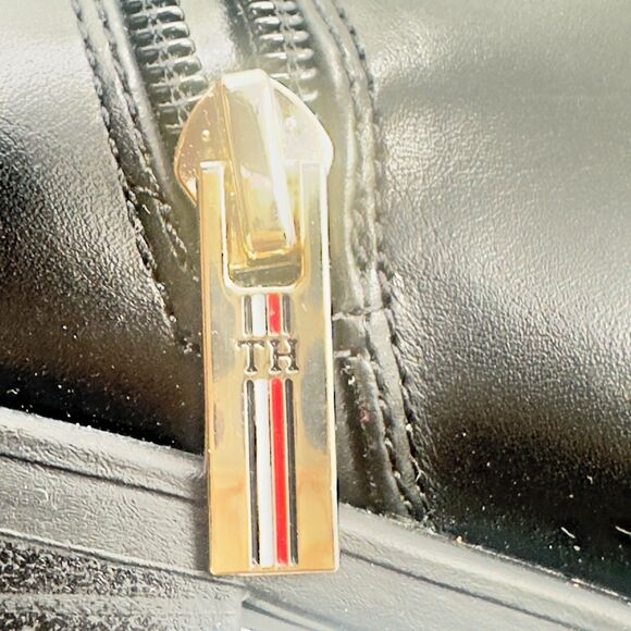 Tommy Hilfiger Women's Black Leather Ankle Gold Buckle Block Heel Booties Sz 11M - Picture 13 of 14